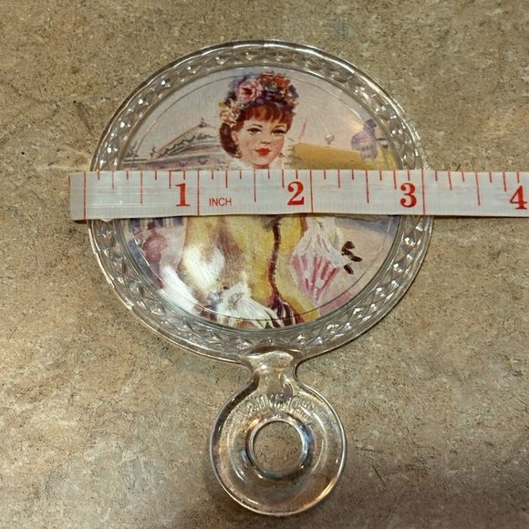 Vintage Victoria Vogue Products Cosmetic Mirror with Hangable Plastic Handle - Picture 3 of 4
